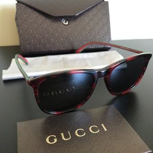Gucci Glasses unisex, Authentic make me a offer!